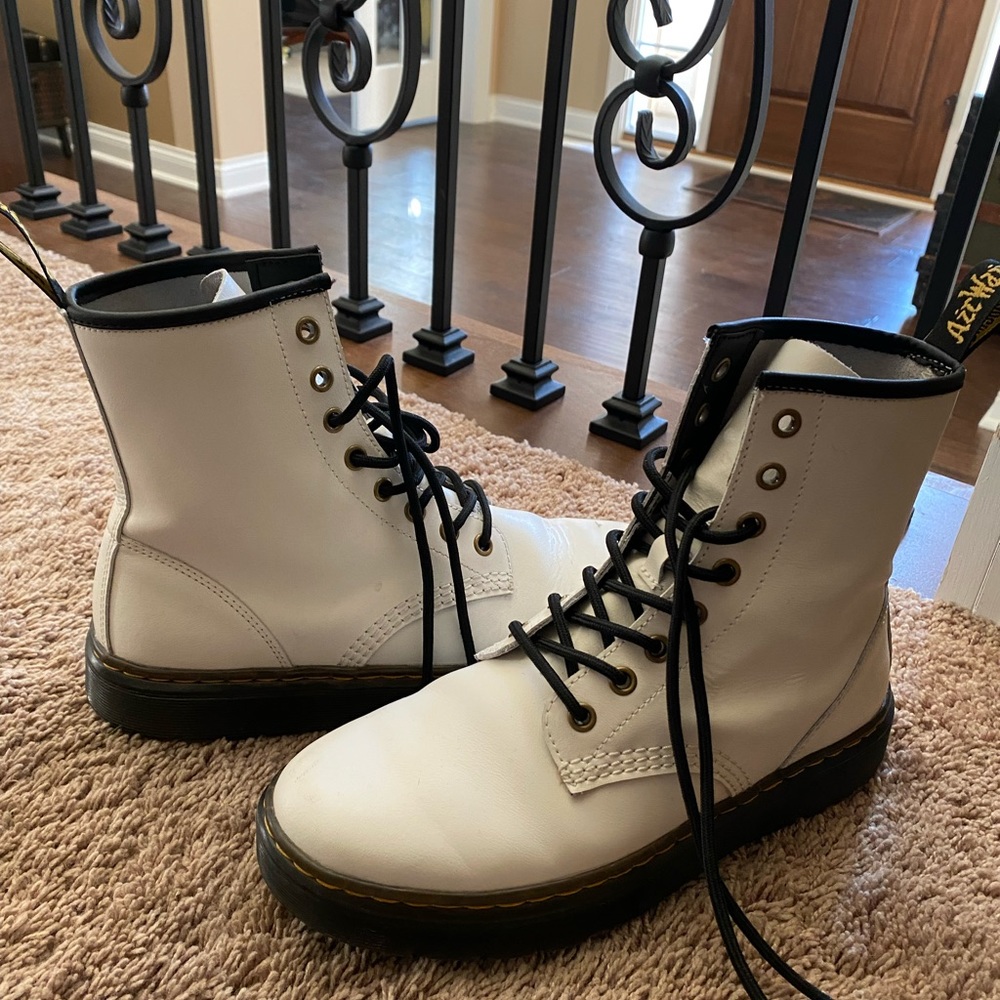White Dr. Martins- Zavala - Women’s US Size 8 - Good Condition